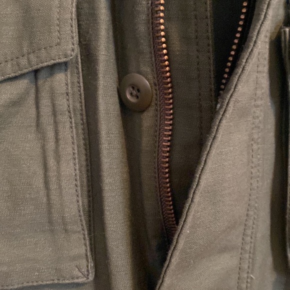 Men’s olive green lightweight anorak with draw string waist - Picture 6 of 10